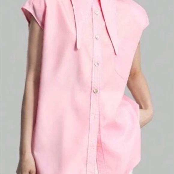 Pink Sleeveless Button-Up Shirt - Picture 1 of 3